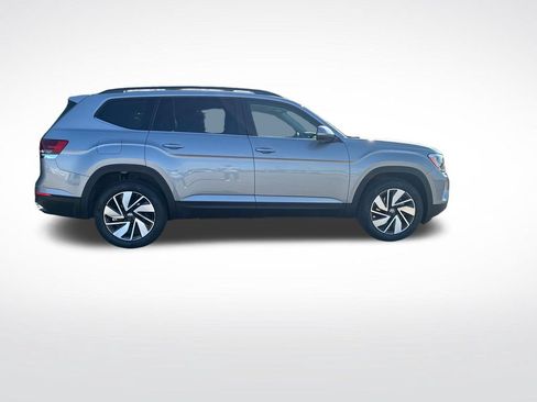 New 2026 Volkswagen Atlas SE AWD/4WD image 2