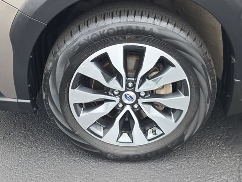 Used 2023 Subaru Outback Limited AWD/4WD image 19