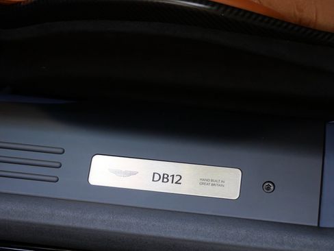 Used 2024 Aston Martin DB12 Coupe RWD image 24
