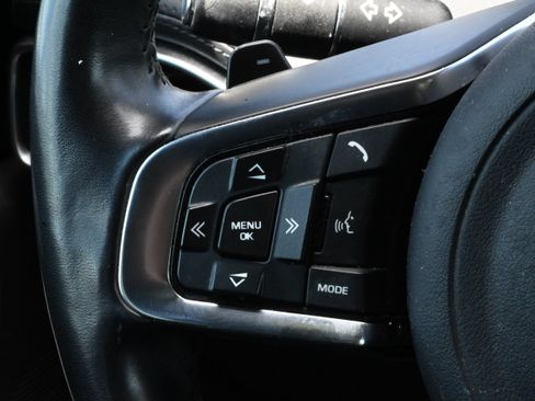 Used 2019 Jaguar F-PACE Prestige AWD/4WD image 26