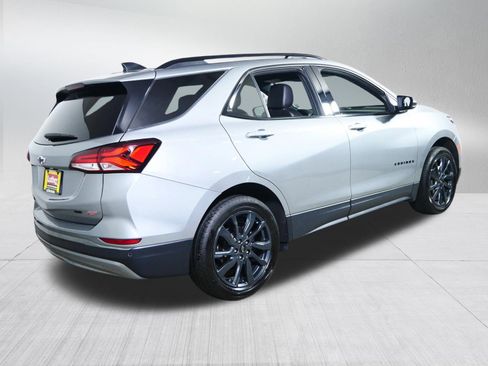 Used 2023 Chevrolet Equinox RS AWD/4WD image 7