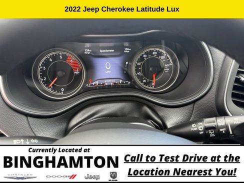 Used 2022 Jeep Cherokee Latitude Lux AWD/4WD image 14