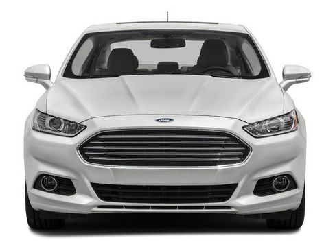 Used 2016 Ford Fusion Energi SE w/ Driver Assist Package FWD image 4