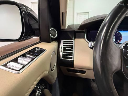 Used 2019 Land Rover Range Rover Supercharged AWD/4WD image 77