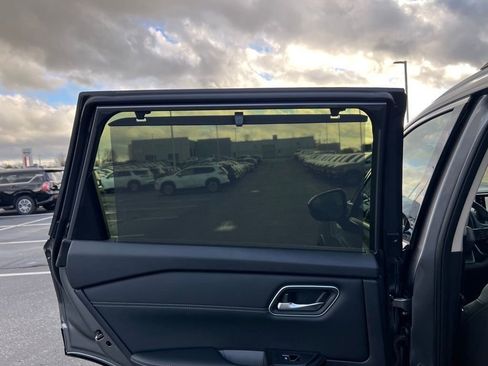 New 2026 Nissan Rogue Platinum w/ Platinum Premium Package image 17