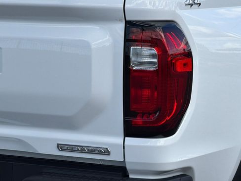 New 2026 GMC Canyon Elevation w/ Convenience Package image 30