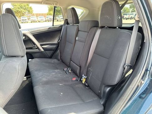 Used 2018 Toyota RAV4 XLE w/ Convenience Package AWD/4WD image 23
