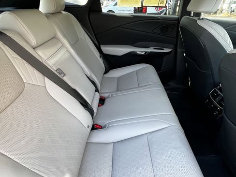 Certified 2025 Lexus RX 350 Premium Plus image 39