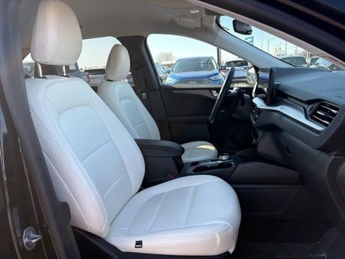 Used 2023 Ford Escape Active w/ Tech Pack #2 image 9