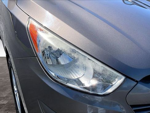 Used 2011 Hyundai Tucson GLS w/ Navigation Pkg 2 FWD image 30