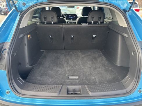Used 2025 Chevrolet Trax LT image 25