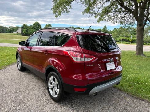 Used 2014 Ford Escape SE w/ Equipment Group 201A AWD/4WD image 3