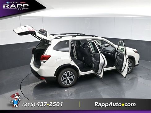 Certified 2023 Subaru Forester Premium image 27