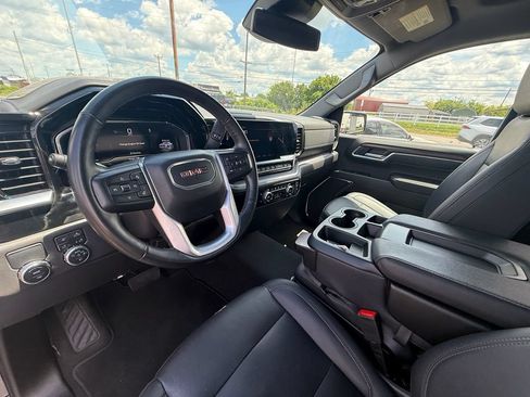 Used 2024 GMC Sierra 1500 SLT RWD image 14
