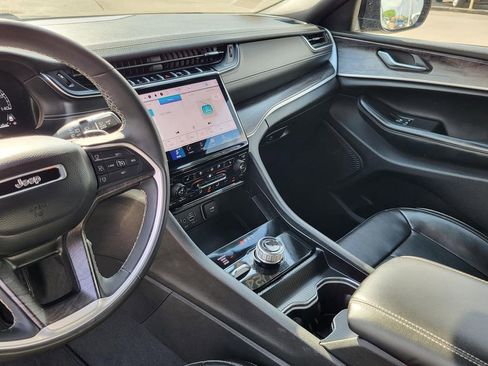 Used 2024 Jeep Grand Cherokee L Limited w/ Luxury Tech Group II image 26