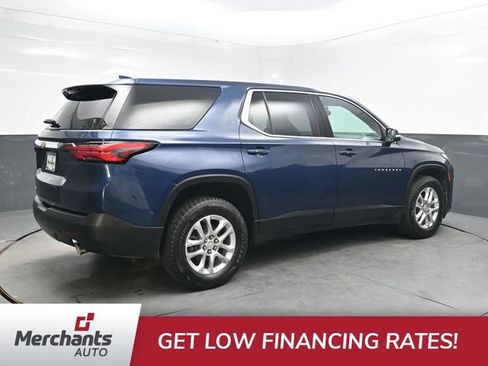Used 2022 Chevrolet Traverse LS AWD/4WD image 8