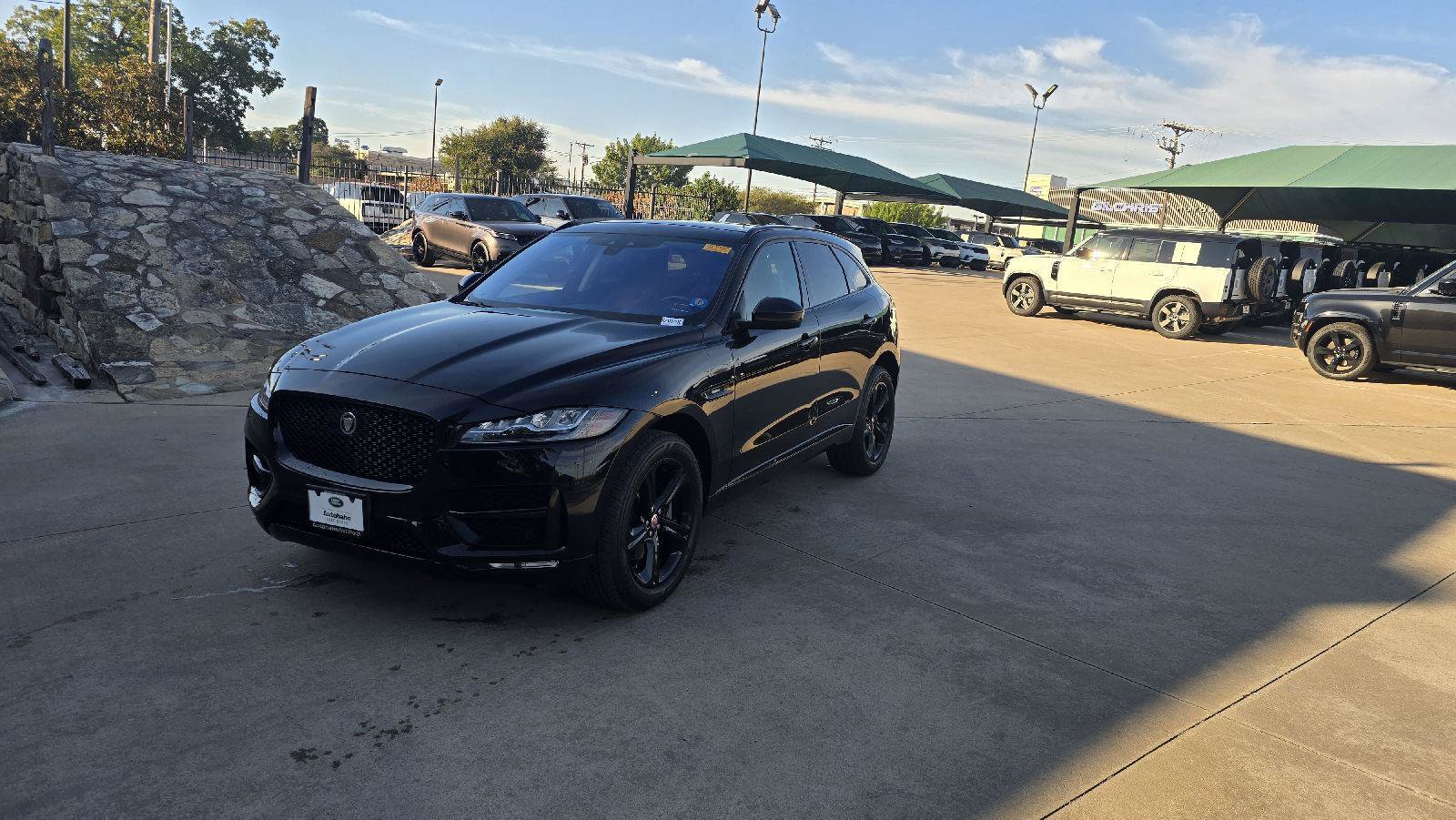 Used 2019 Jaguar F-PACE R-Sport AWD/4WD image 1