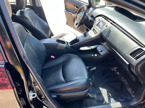 Used 2013 Toyota Prius Persona Series FWD image 10