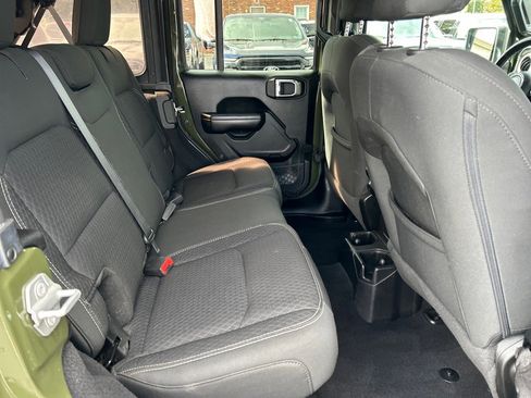 Used 2021 Jeep Wrangler Unlimited Sport image 18