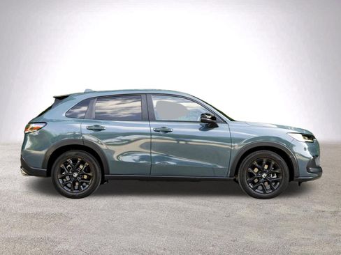 Used 2023 Honda HR-V Sport image 10