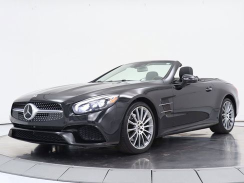 Used 2019 Mercedes-Benz SL 450 image 2