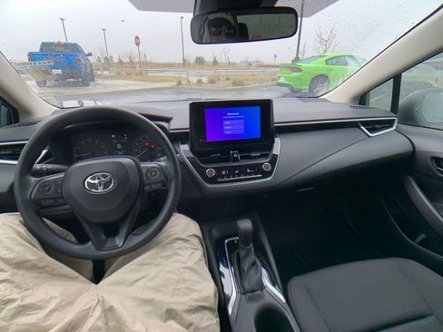 Used 2023 Toyota Corolla LE image 14