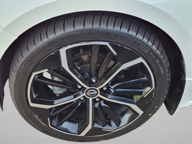 Used 2024 Nissan Altima 2.5 SR FWD image 27
