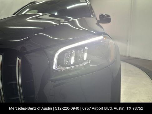 Certified 2025 Mercedes-Benz GLS 63 AMG 4MATIC image 33