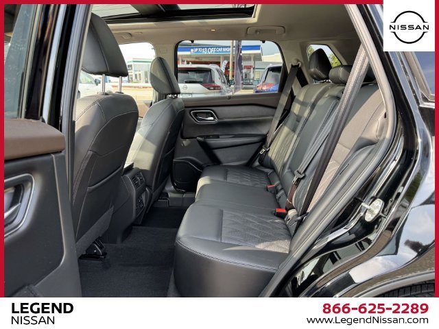 Certified 2023 Nissan Rogue Platinum w/ Platinum Premium Package AWD/4WD image 12