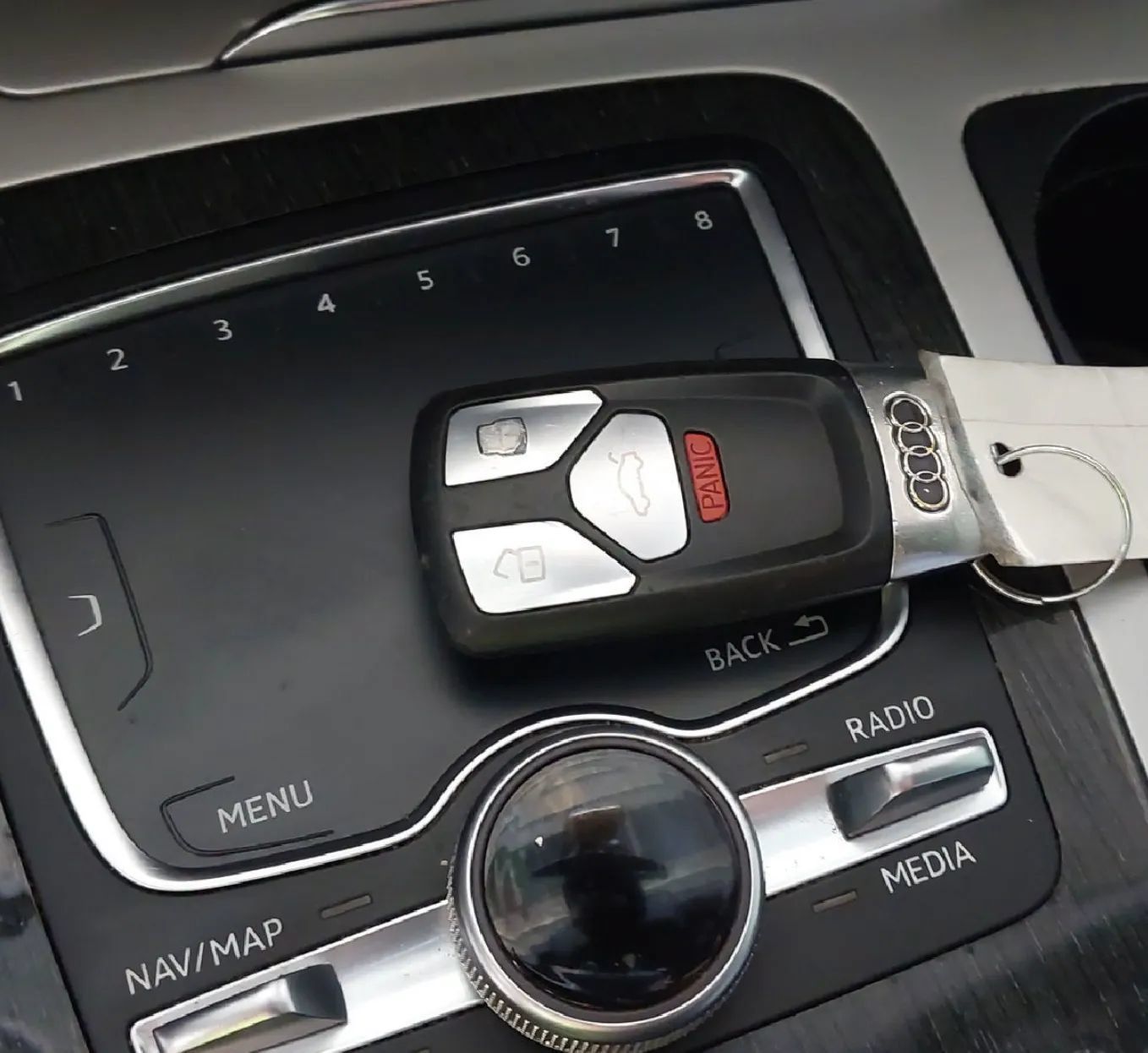 Used 2018 Audi Q7 2.0T Premium Plus w/ Premium Plus Package AWD/4WD image 9