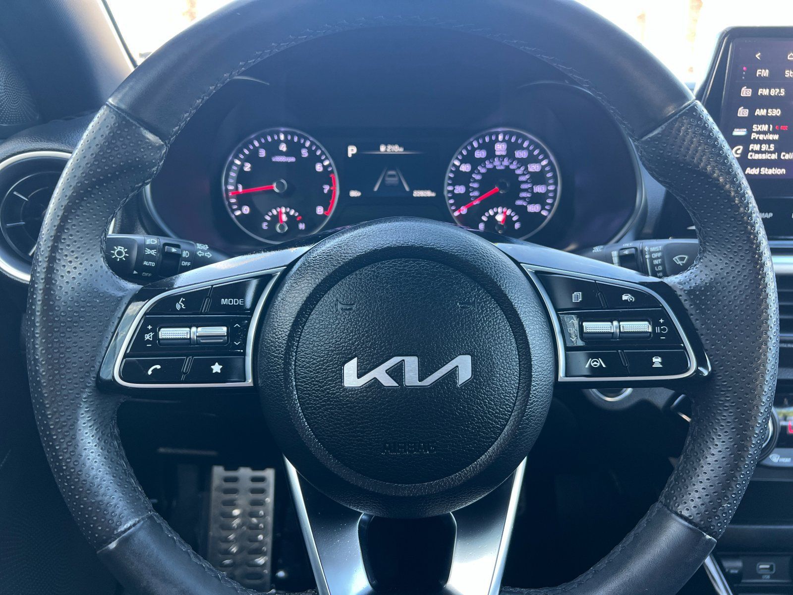 Used 2023 Kia Forte GT-Line w/ GT-Line Technology Package FWD image 22