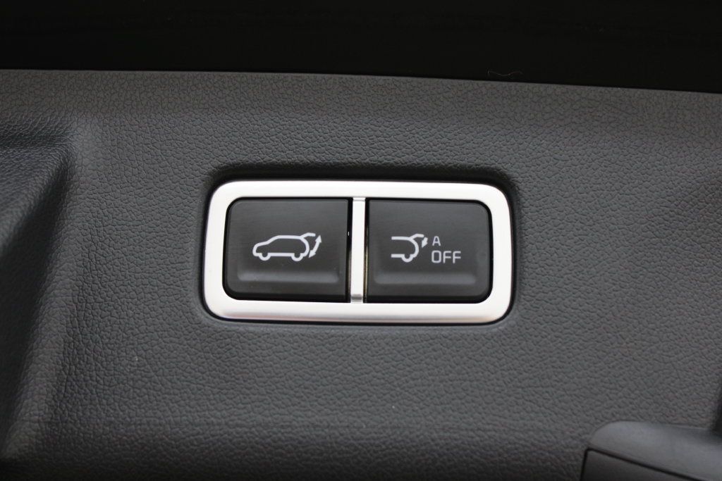 Used 2025 Kia Sorento X-Line EX AWD/4WD image 32
