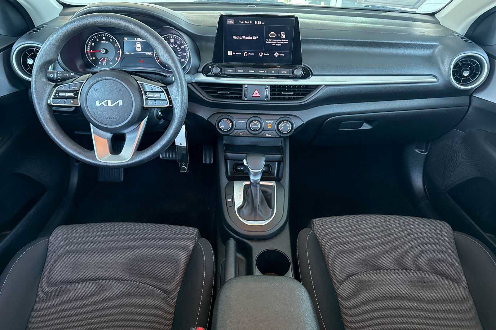 Used 2024 Kia Forte LXS FWD image 13