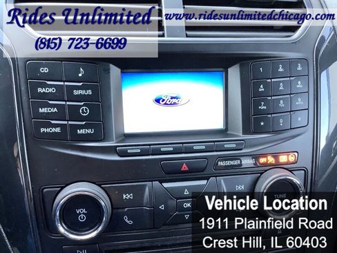 Used 2017 Ford Explorer XLT FWD image 18