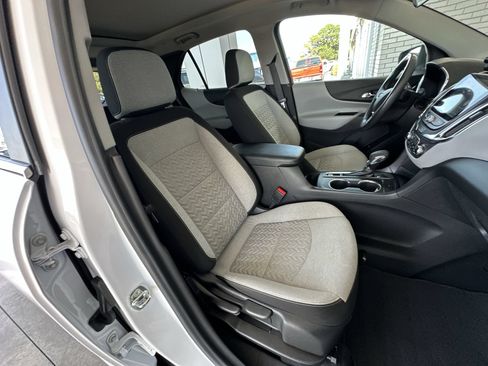 Certified 2022 Chevrolet Equinox LT FWD image 28