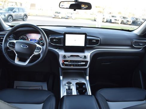 Used 2024 Ford Explorer XLT w/ Equipment Group 202A image 26