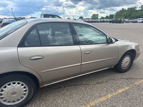 Used 2003 Buick Century Custom w/ Preferred Equipment Group 1SB FWD image 12