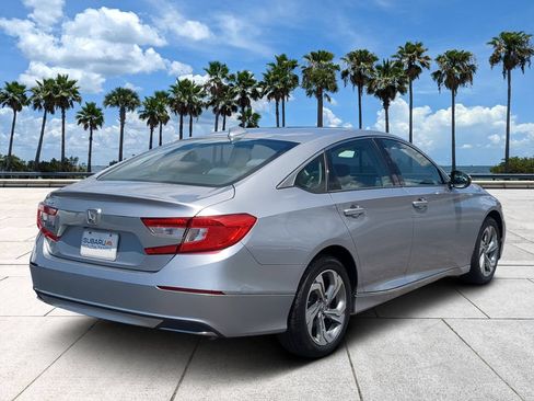 Used 2018 Honda Accord EX image 4
