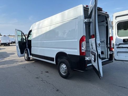 Used 2023 RAM ProMaster 2500 FWD image 28