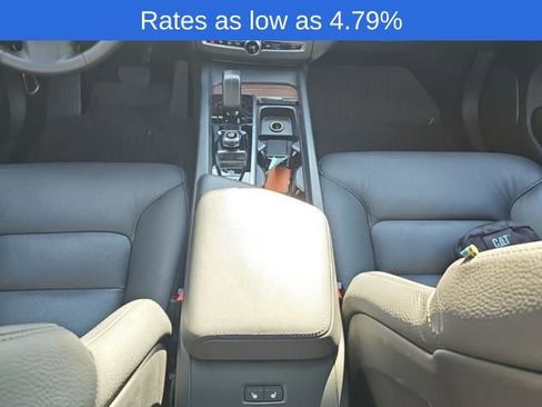 Certified 2024 Volvo XC60 B5 Plus w/ Protection Package Premier image 17