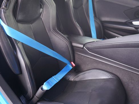 Used 2023 Chevrolet Corvette Stingray Coupe w/ Z51 Performance Package image 18