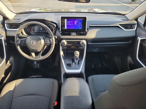 Certified 2025 Toyota RAV4 XLE AWD/4WD image 12