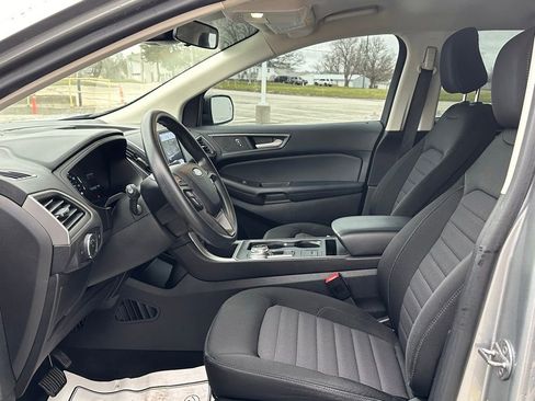 Used 2022 Ford Edge SE w/ Black Appearance Package image 11