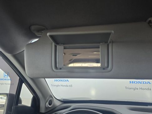 Used 2019 Honda Pilot LX image 21