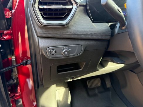 Certified 2025 Chevrolet TrailBlazer LT w/ LT Cold Weather Package image 13