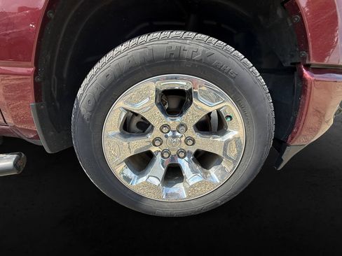 Used 2022 RAM 1500 Big Horn AWD/4WD image 11