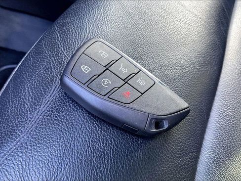 Used 2024 Chevrolet Tahoe Z71 w/ Luxury Package image 35