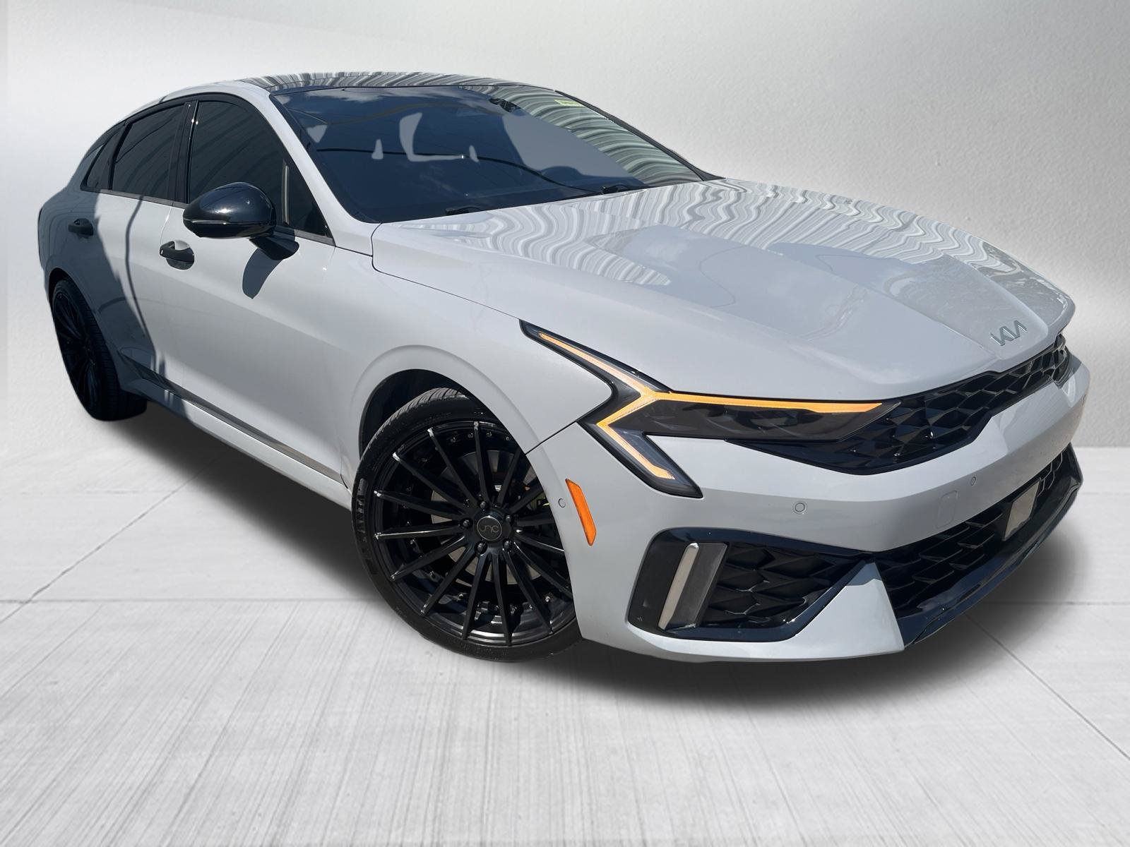 Used 2025 Kia K5 GT w/ GT1 Package FWD image 3