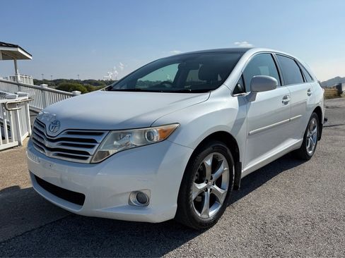 Used 2010 Toyota Venza w/ Premium Pkg #2 image 1