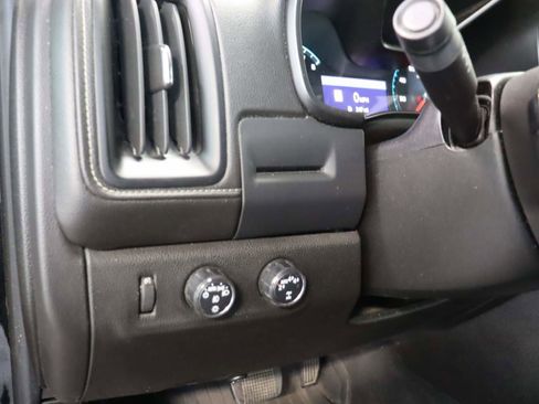 Used 2021 GMC Canyon Denali image 14